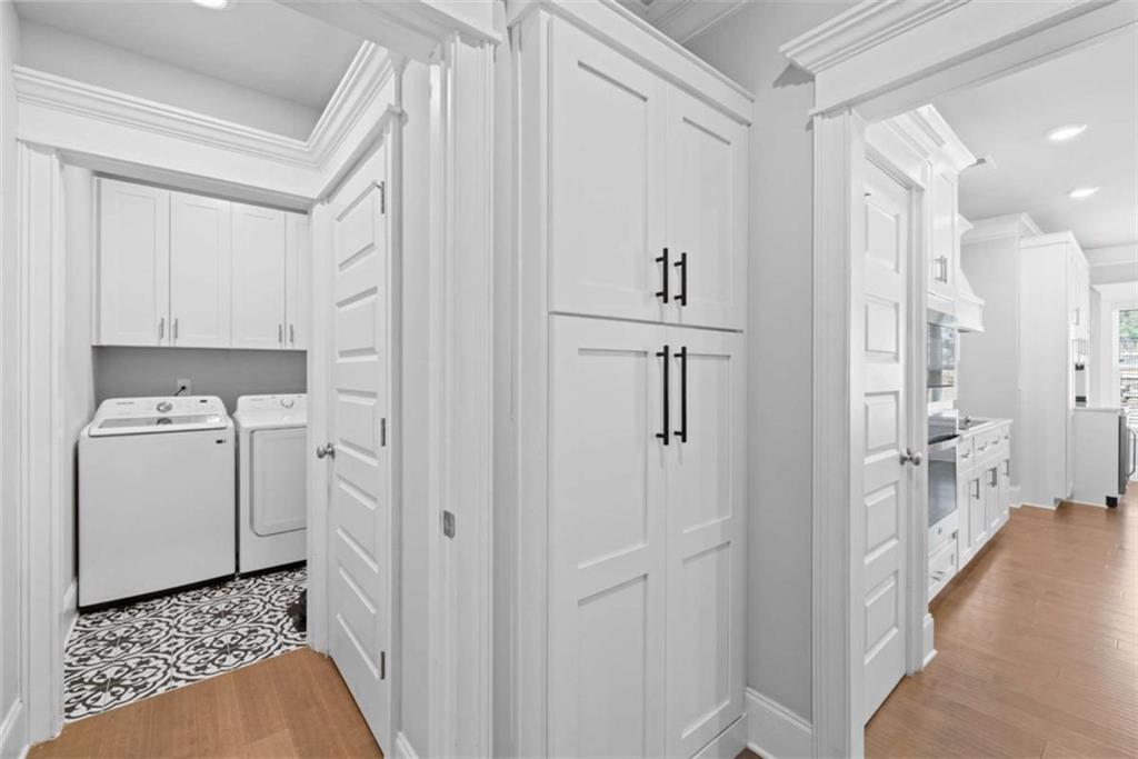 105 Capps Lane Eatonton, GA 31024 - Photo 50 of 65 a view of a hallway with washer and dryer
