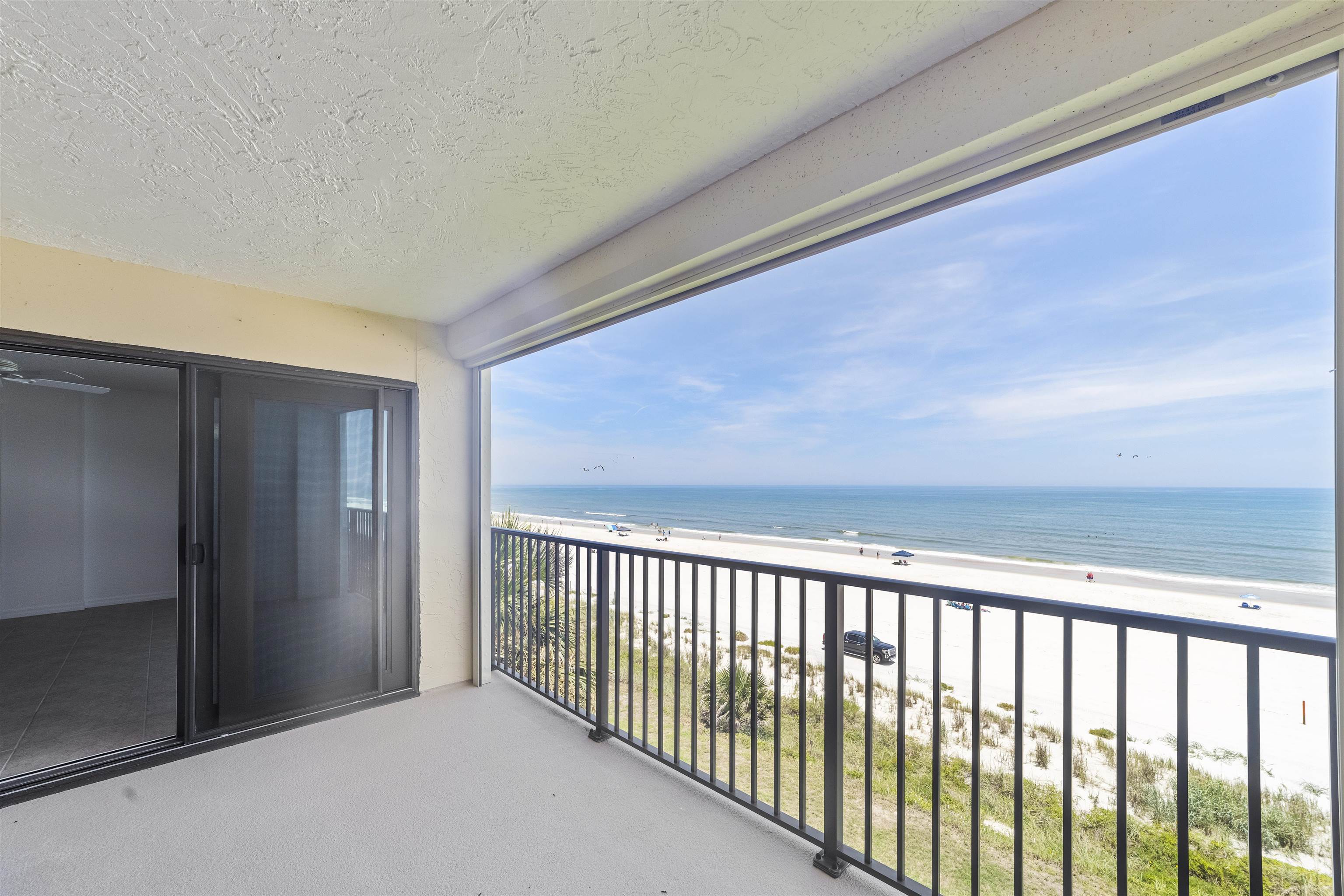 8090 A1A South St. Augustine, FL 32080 - Photo 31 of 42 a view of a hallway