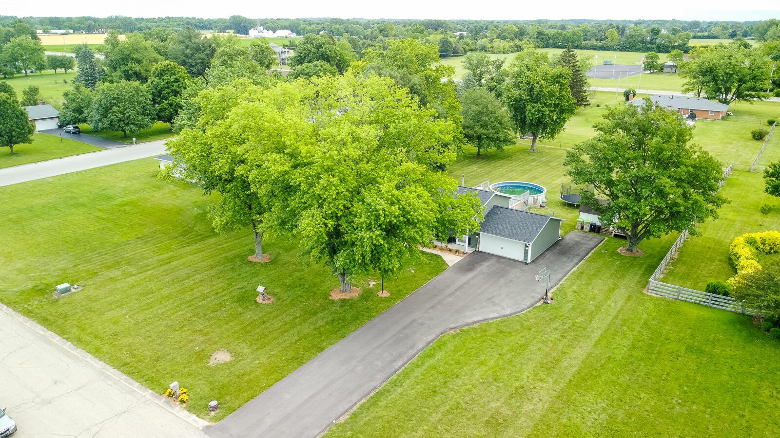 3740 Ronda Court Springfield, OH 45502 - Photo 42 of 50 47BD91E9-A7C4-46FA-AE4B-407EAE8A9B4E