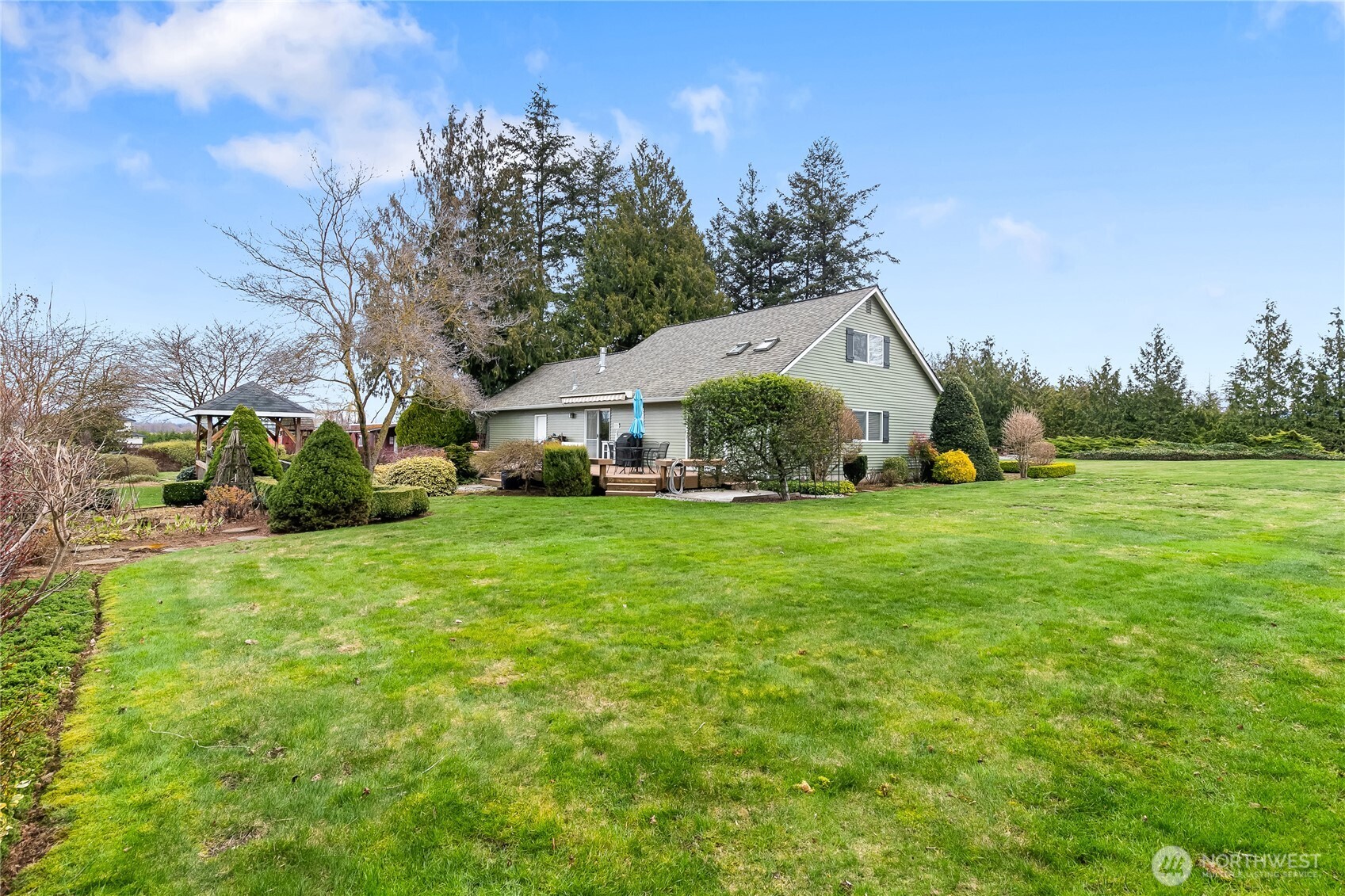 548 East Wiser Lake Road Lynden, WA 98264 - Photo 32 of 40