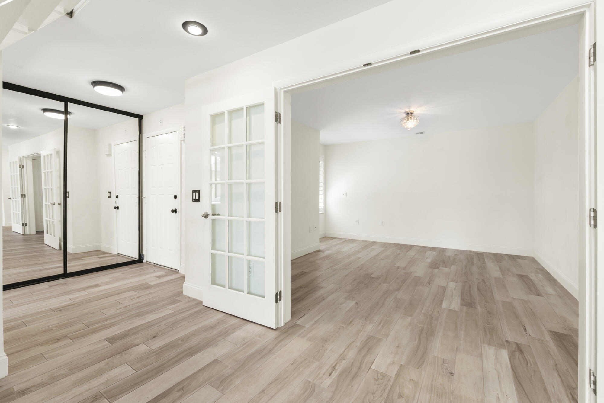 125 Cape Pointe Circle Jupiter, FL 33477 - Photo 22 of 45 a view of a livingroom with wooden floor