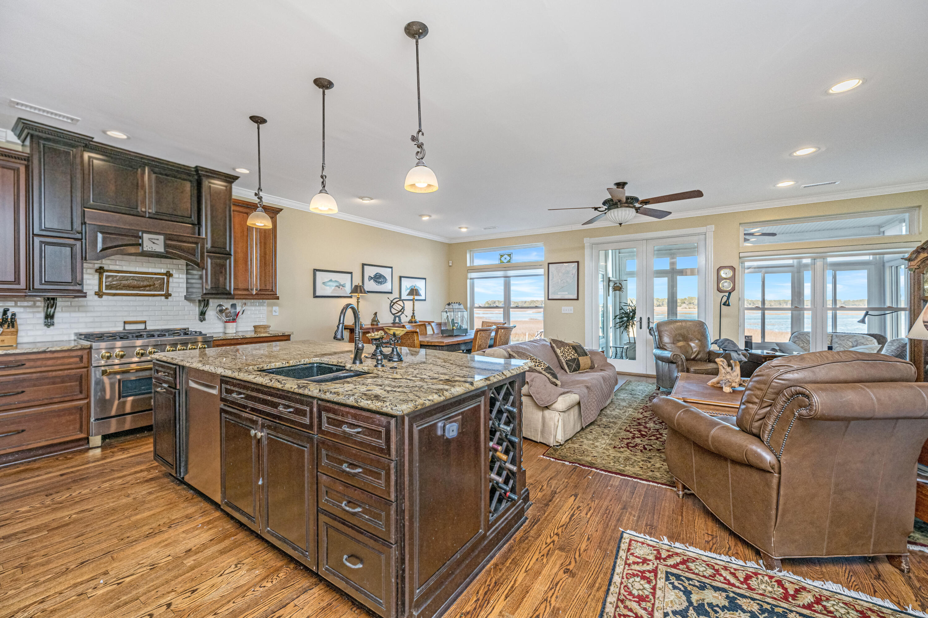 2206 Folly Road Charleston, SC 29412 - Photo 11 of 63 2206FollyRd014
