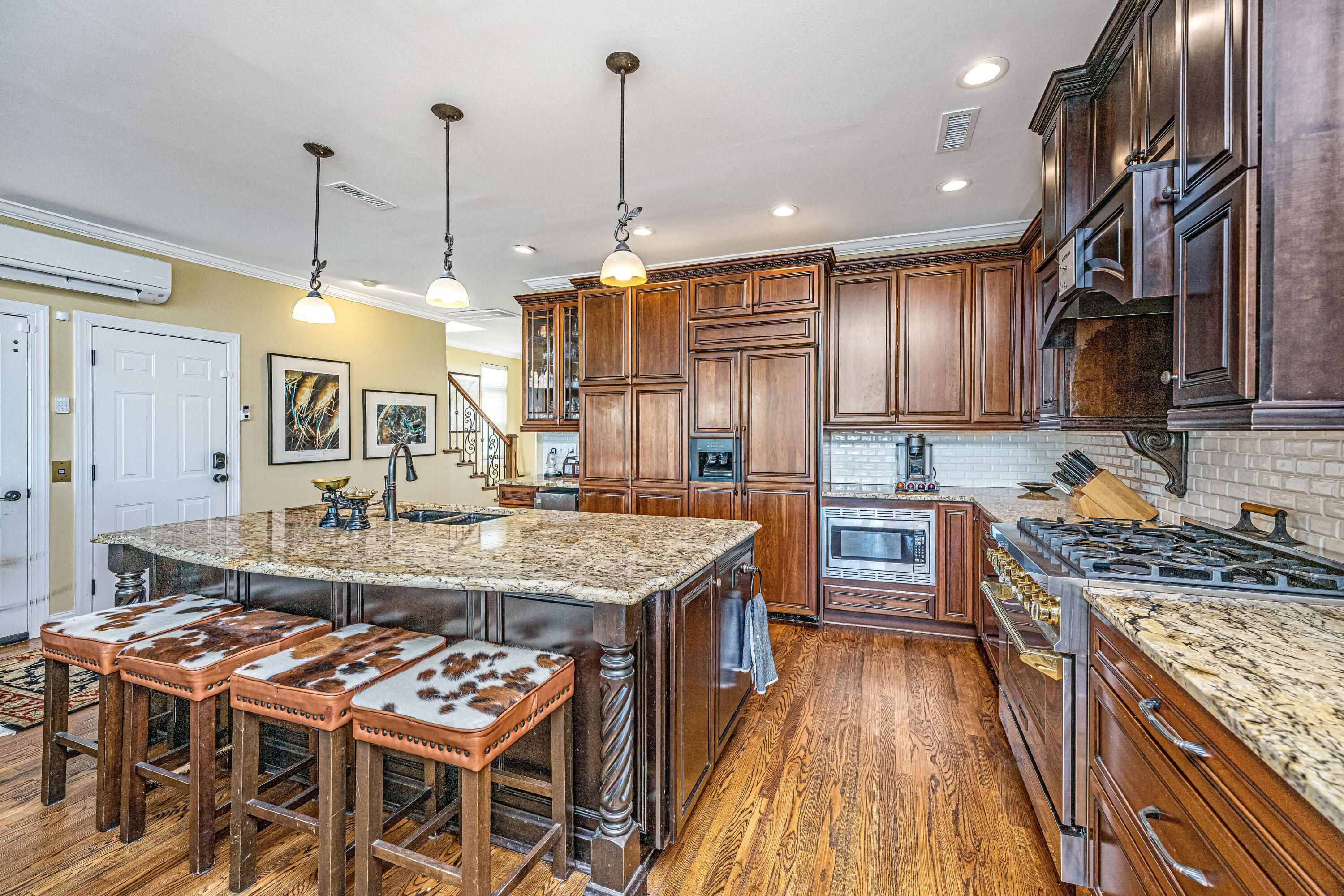 2206 Folly Road Charleston, SC 29412 - Photo 14 of 63 2206FollyRd017