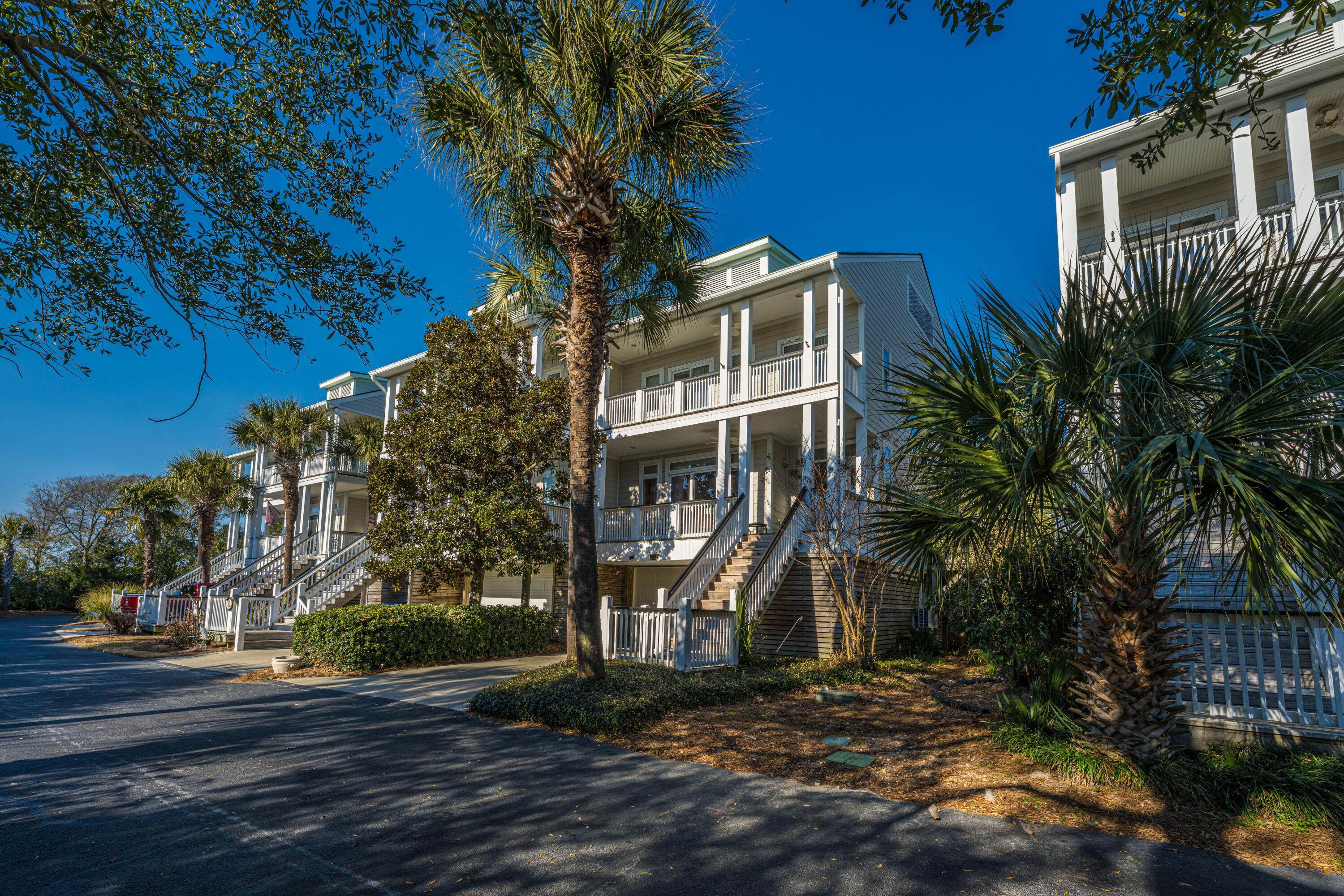 2206 Folly Road Charleston, SC 29412 - Photo 3 of 63 2206FollyRd004