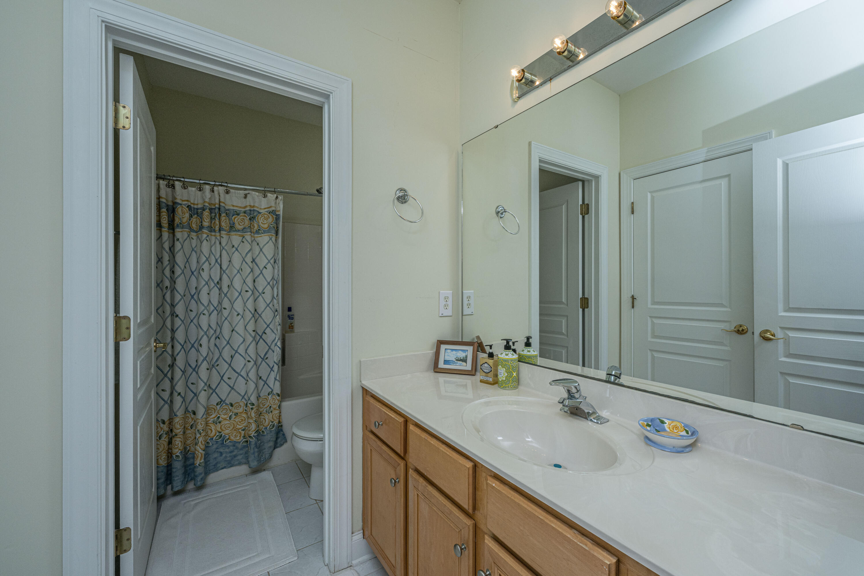 2206 Folly Road Charleston, SC 29412 - Photo 38 of 63 2206FollyRd041