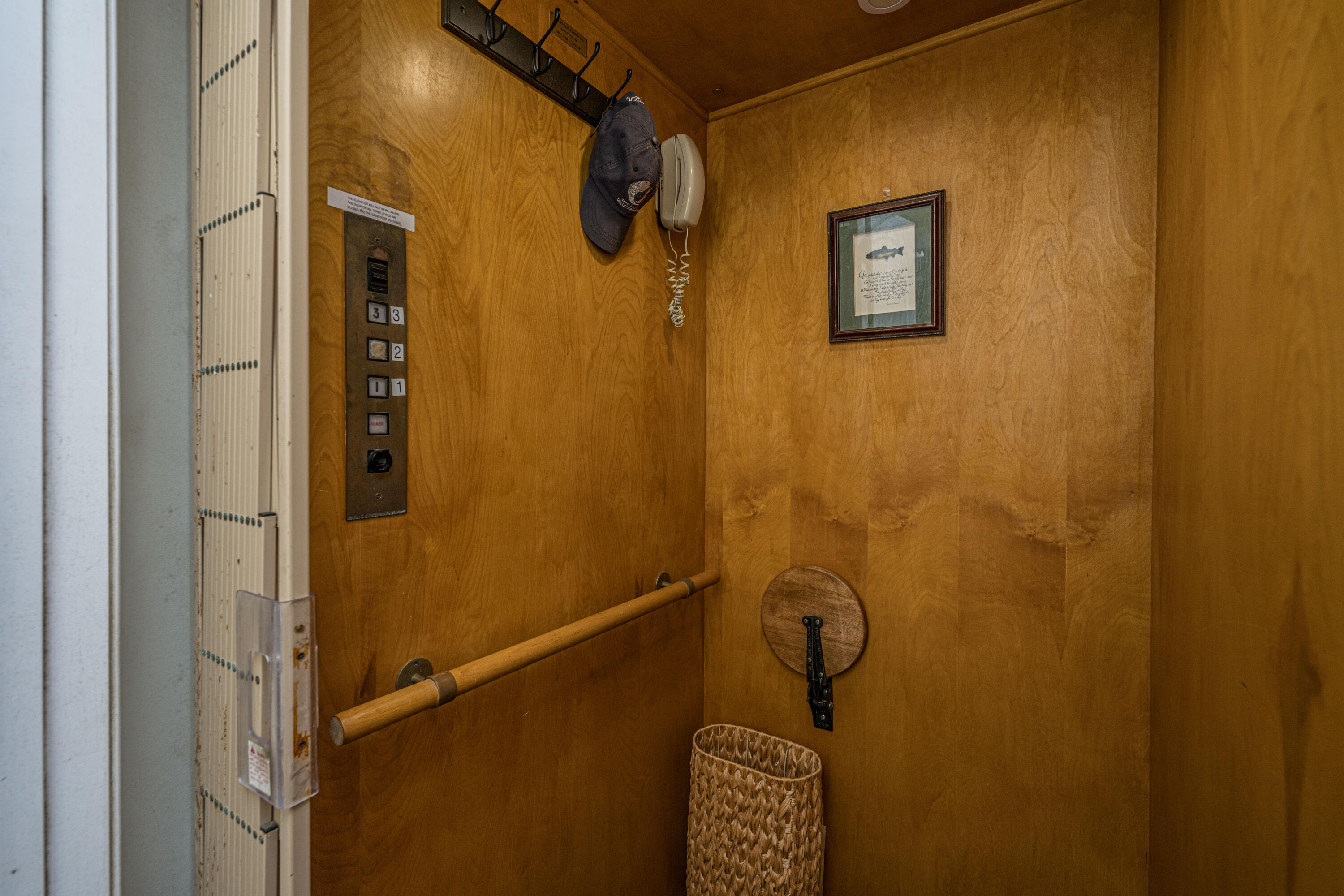 2206 Folly Road Charleston, SC 29412 - Photo 43 of 63 2206FollyRd047