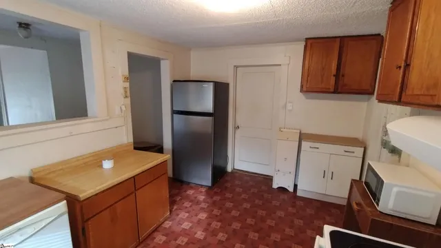 $105,000 | 228 Circle Drive, Greenwood, SC 29646