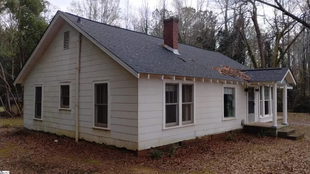 $105,000 | 228 Circle Drive, Greenwood, SC 29646