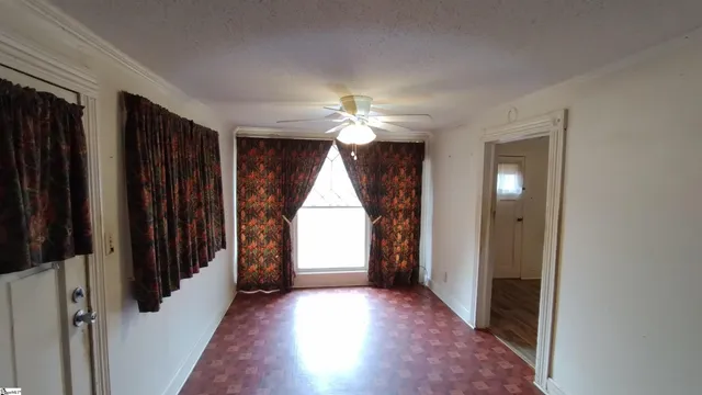 $105,000 | 228 Circle Drive, Greenwood, SC 29646