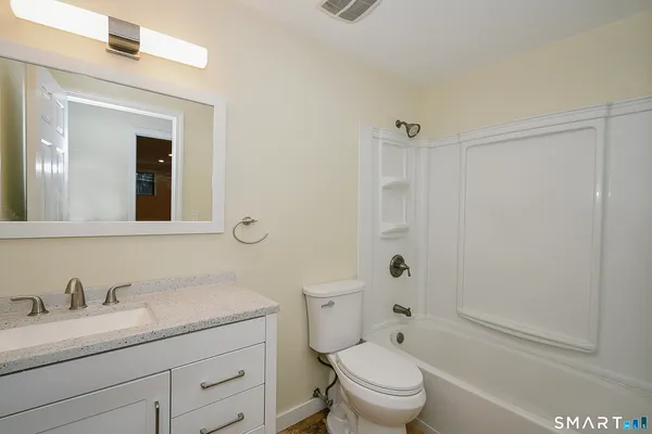 $159,999 | 116 Putter Drive, Unit 116, Wallingford, CT 06492