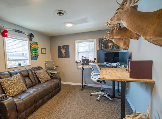 $975 | 4256 Fox Hills Court, Janesville, WI 53546