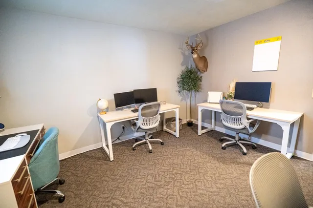 $975 | 4256 Fox Hills Court, Janesville, WI 53546