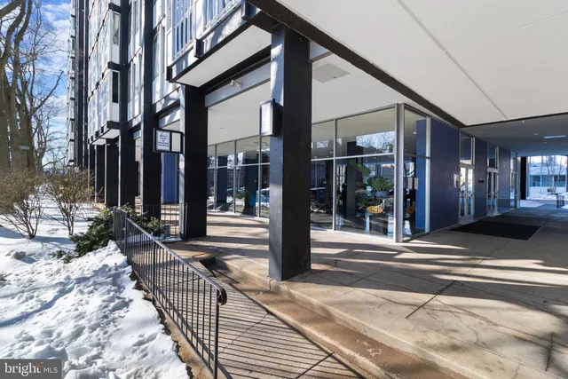 $55,000 | 1311 Delaware Avenue Southwest, Unit S330, Washington, DC 20024