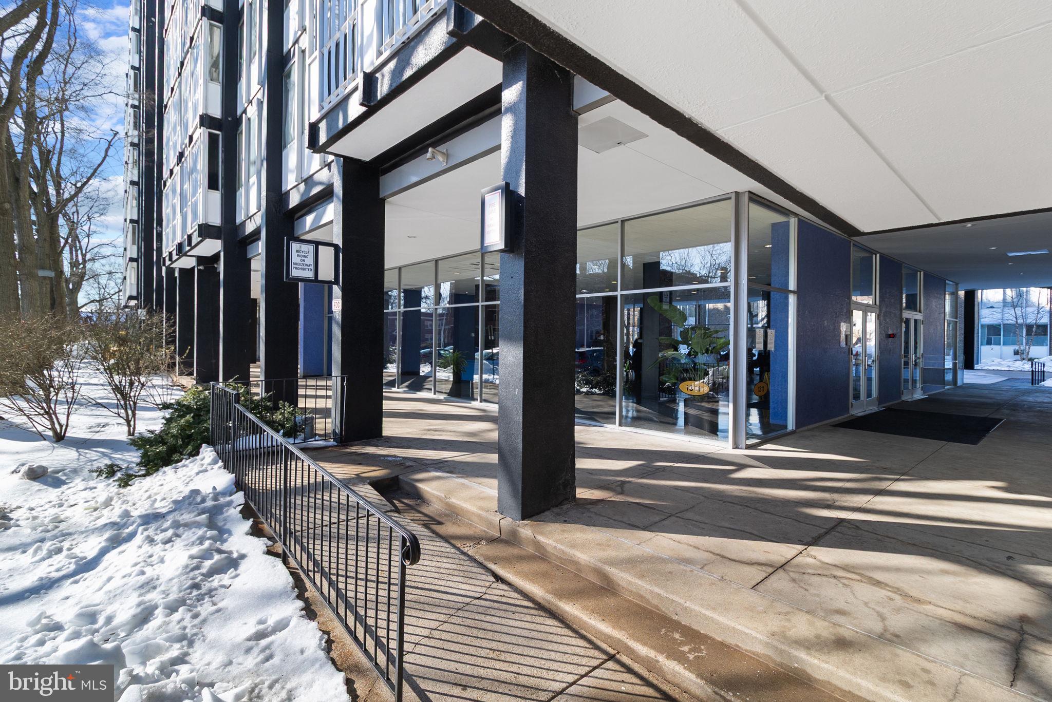 1311 Delaware Avenue Southwest, Unit S330 Washington, DC 20024 - Photo 31 of 33