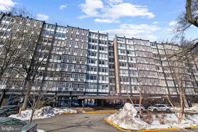 $55,000 | 1311 Delaware Avenue Southwest, Unit S330, Washington, DC 20024