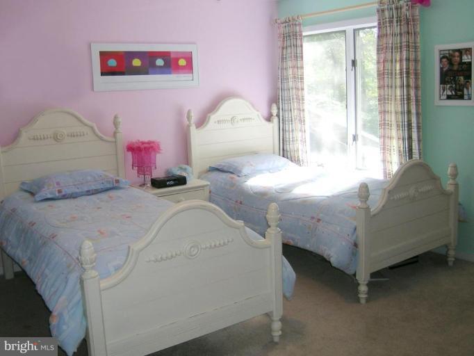 732 Springvale Road Great Falls, VA 22066 - Photo 16 of 30 Bedroom #3