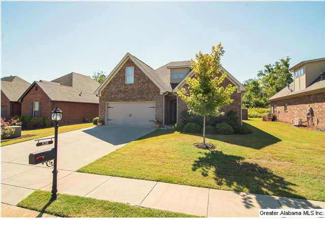 520 Horizon Street Alabaster, AL 35114 - Photo 1 of 28