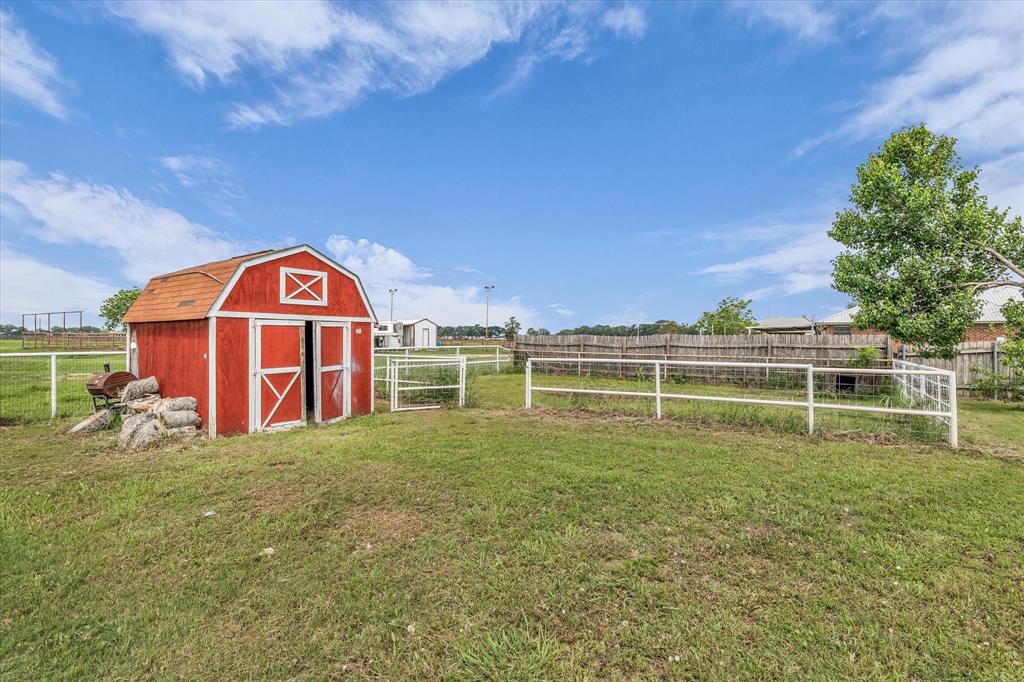 339 South Pleasant Hill Road Axtell, TX 76624 - Photo 24 of 27
