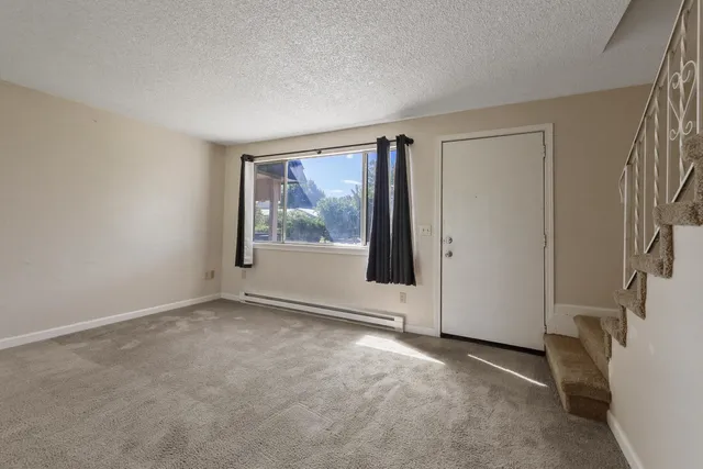 $395,000 | 1719 North Willow Road, Spokane Valley, WA 99206