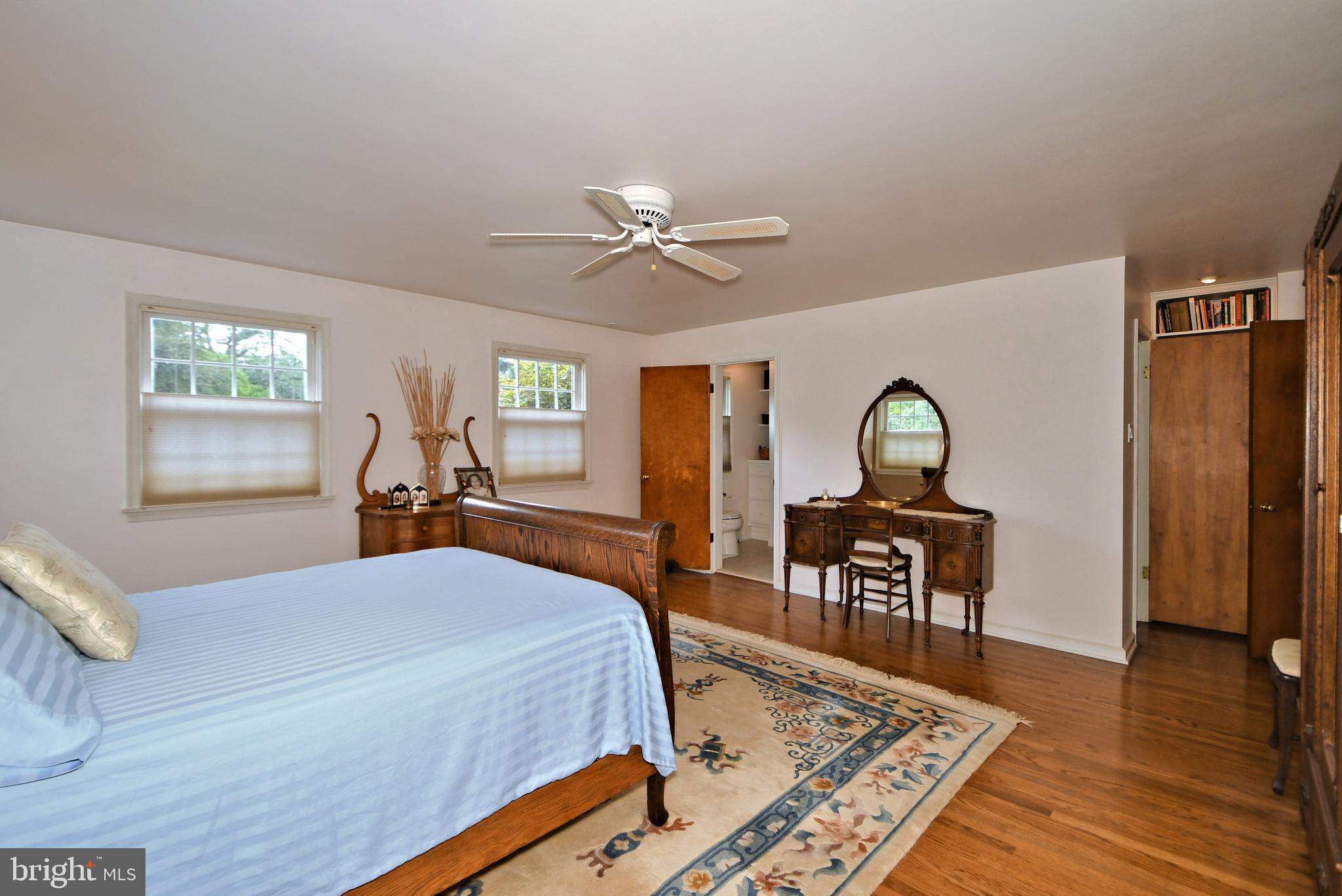 335 Powderhorn Road Fort Washington, PA 19034 - Photo 19 of 41 Primary bedroom