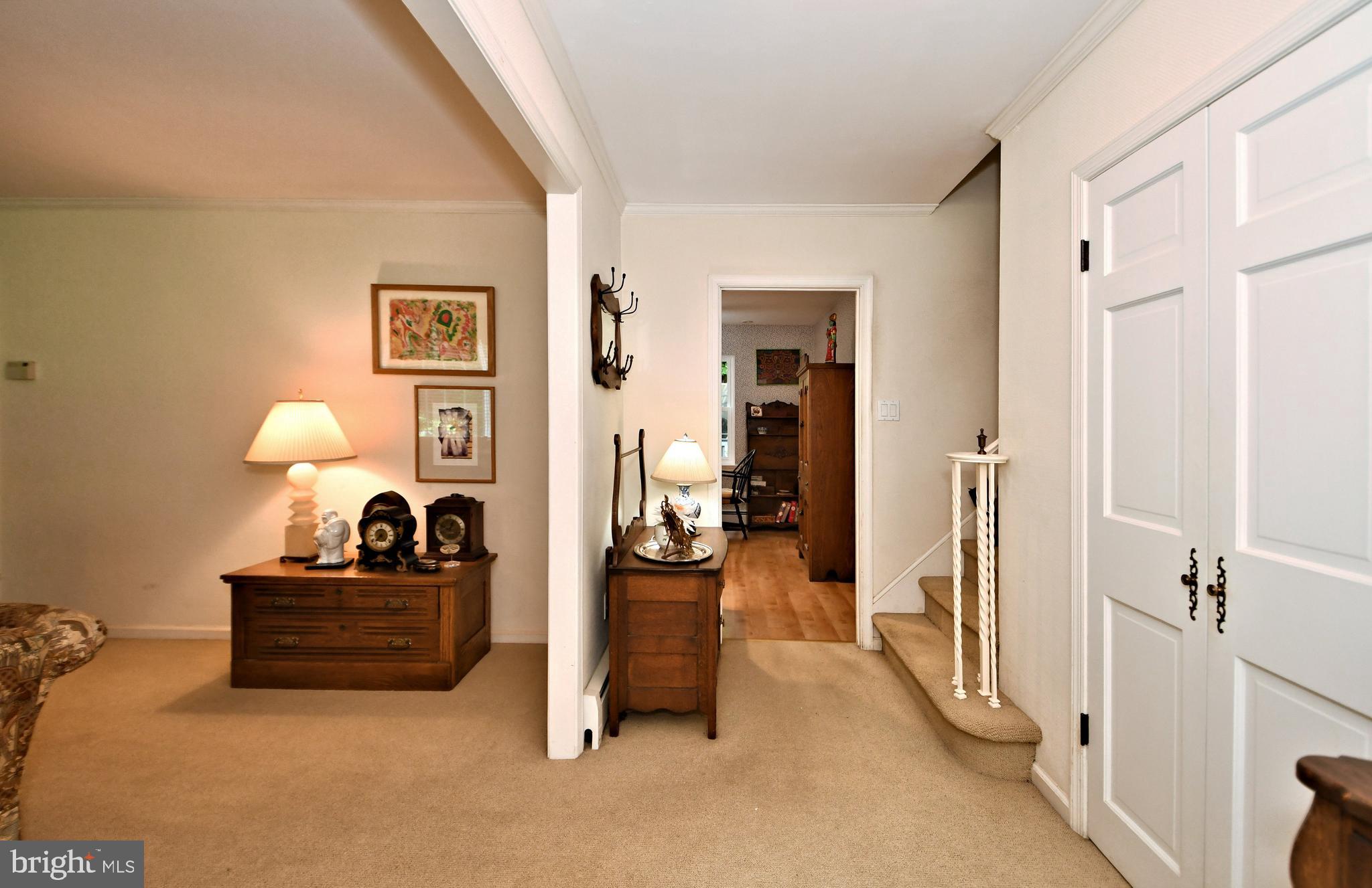 335 Powderhorn Road Fort Washington, PA 19034 - Photo 3 of 41 Large entry foyer with double coat closet