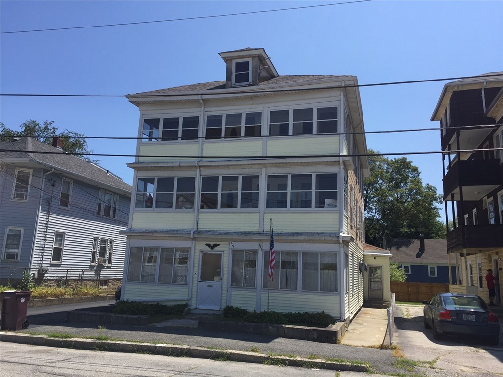 319 Mowry Street Woonsocket, RI 02895 - Photo 2 of 8 Gallery Image 2