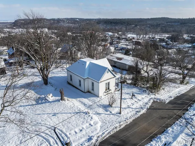 $30,000 | 212 Division Street, Hannibal, MO 63401