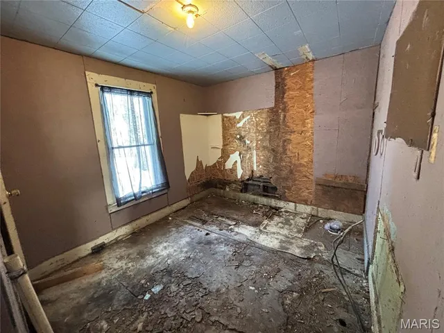 $30,000 | 212 Division Street, Hannibal, MO 63401