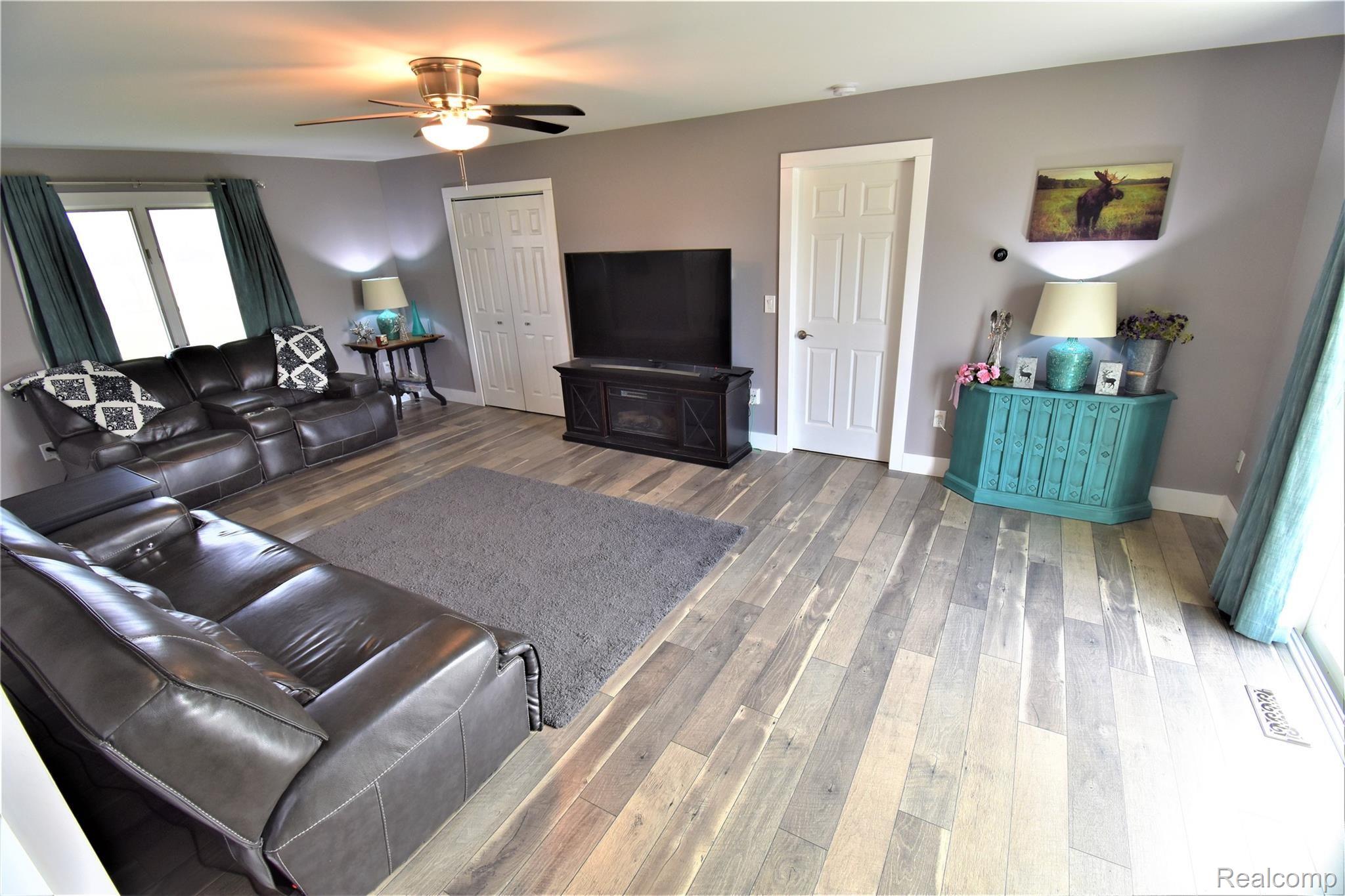 75125 Omo Road Armada, MI 48005 - Photo 4 of 49 4.jpg