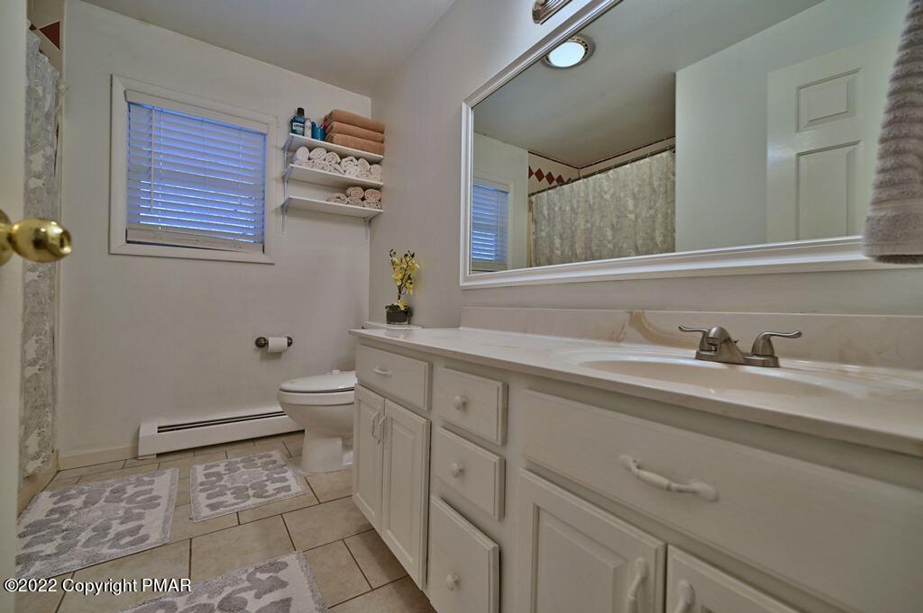 428 Big Oak Road Canadensis, PA 18325 - Photo 21 of 54 1st Floor Bath