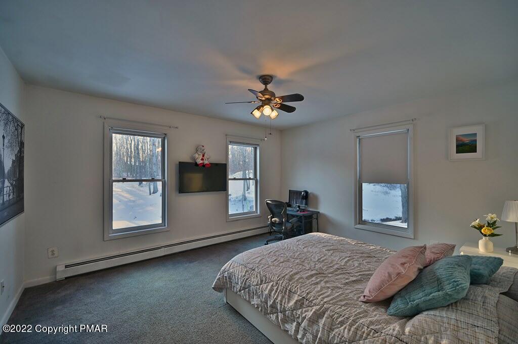 428 Big Oak Road Canadensis, PA 18325 - Photo 25 of 54 1st Floor Bedroom