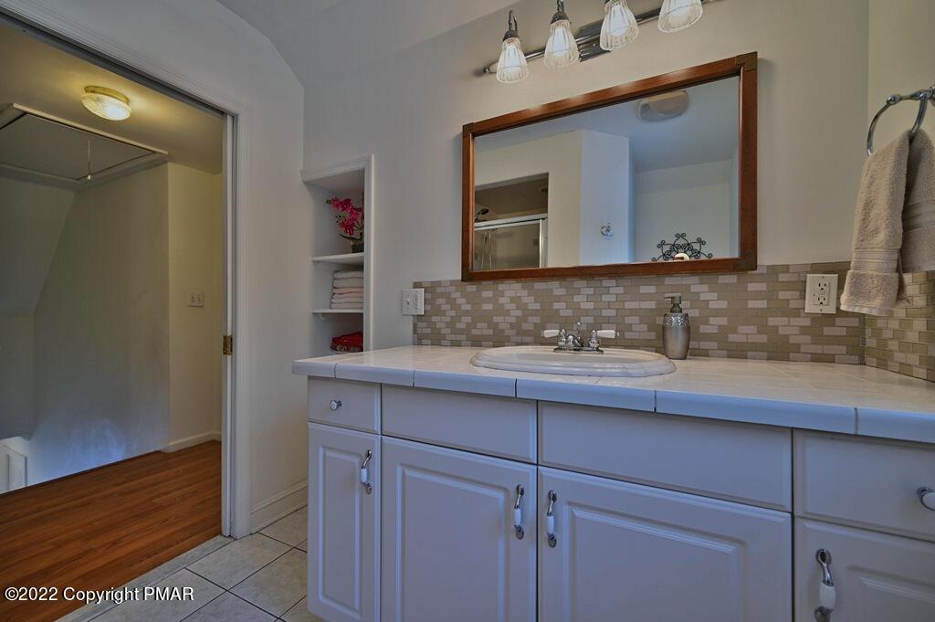 428 Big Oak Road Canadensis, PA 18325 - Photo 33 of 54 Tiled Full Bath