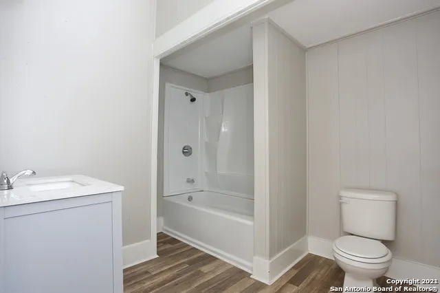 $1,525 | 804 Cantrell Avenue, Jourdanton, TX 78026