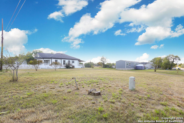 804 Cantrell Avenue Jourdanton, TX 78026 - Photo 17 of 17