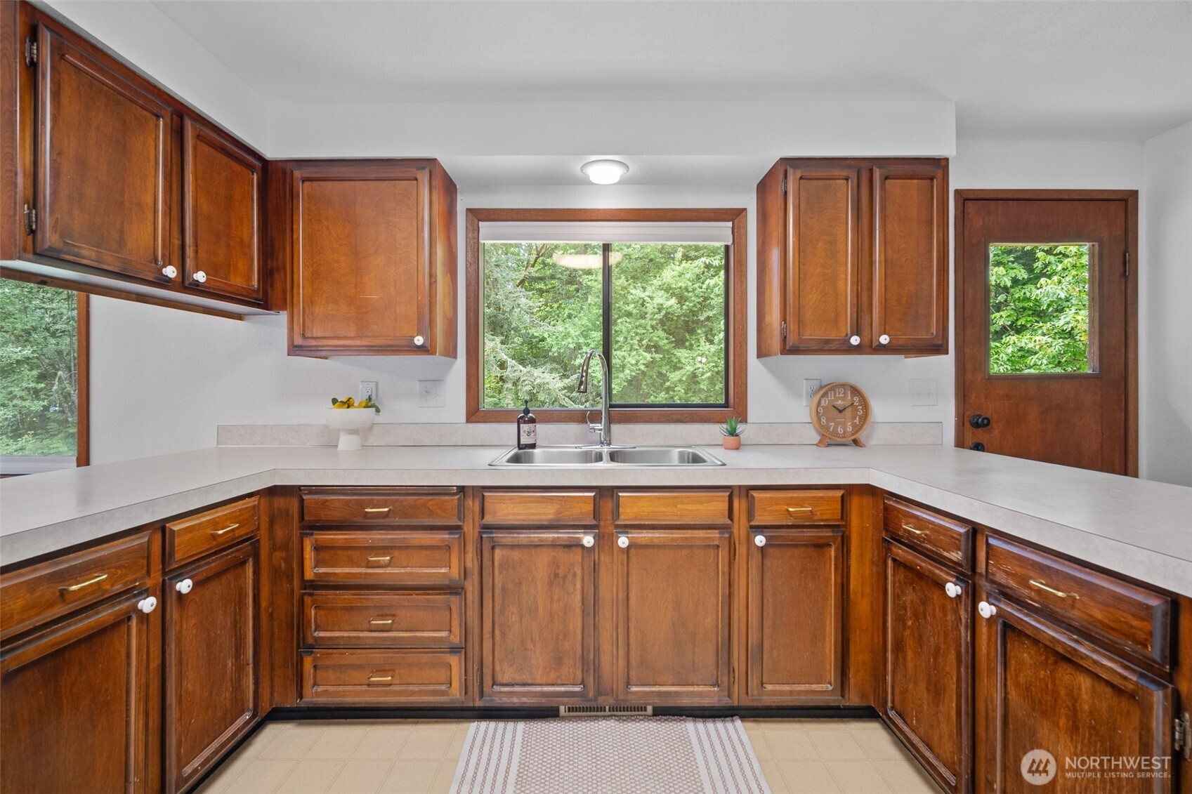 2357 Yew Street Road Bellingham, WA 98229 - Photo 11 of 40