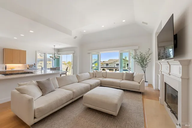 $3,877,000 | 220 Jamaica Street, Tiburon, CA 94920