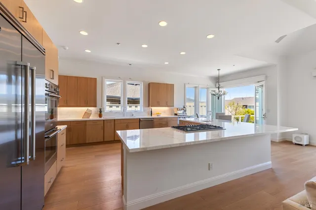 $3,877,000 | 220 Jamaica Street, Tiburon, CA 94920