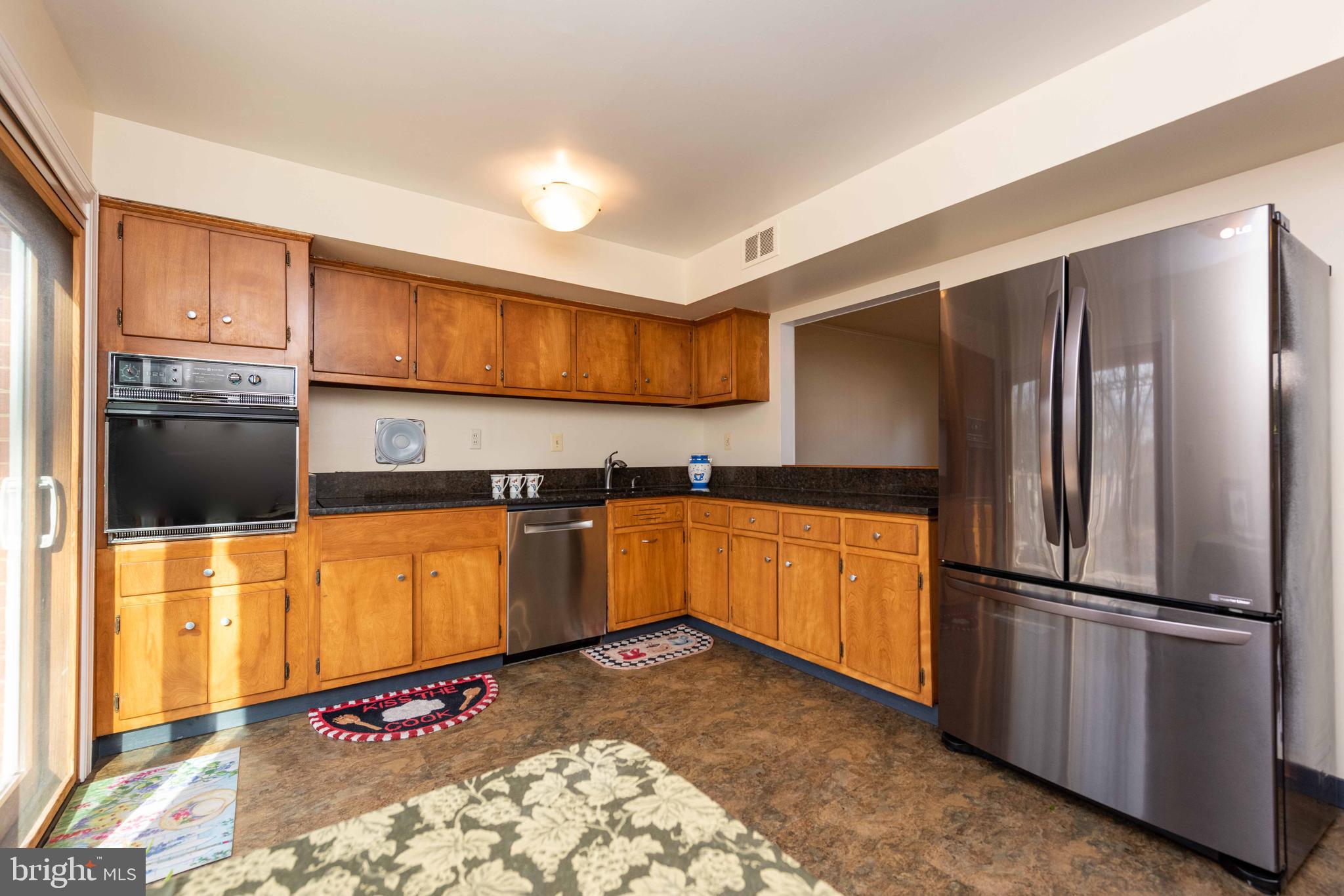 4414 Emden Street Silver Spring, MD 20906 - Photo 7 of 69