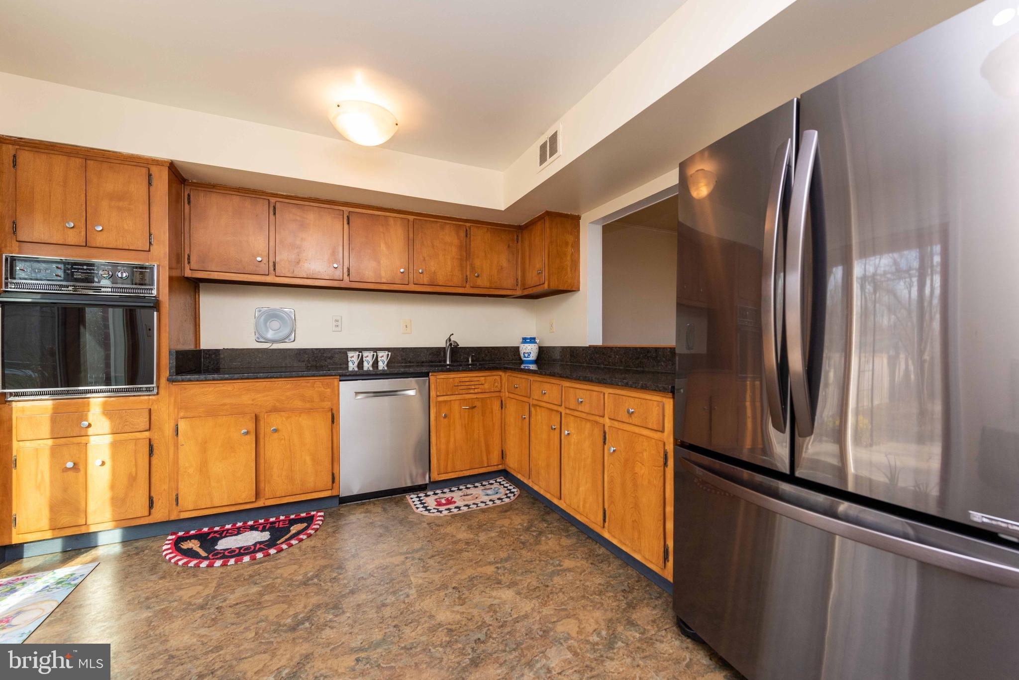 4414 Emden Street Silver Spring, MD 20906 - Photo 9 of 69
