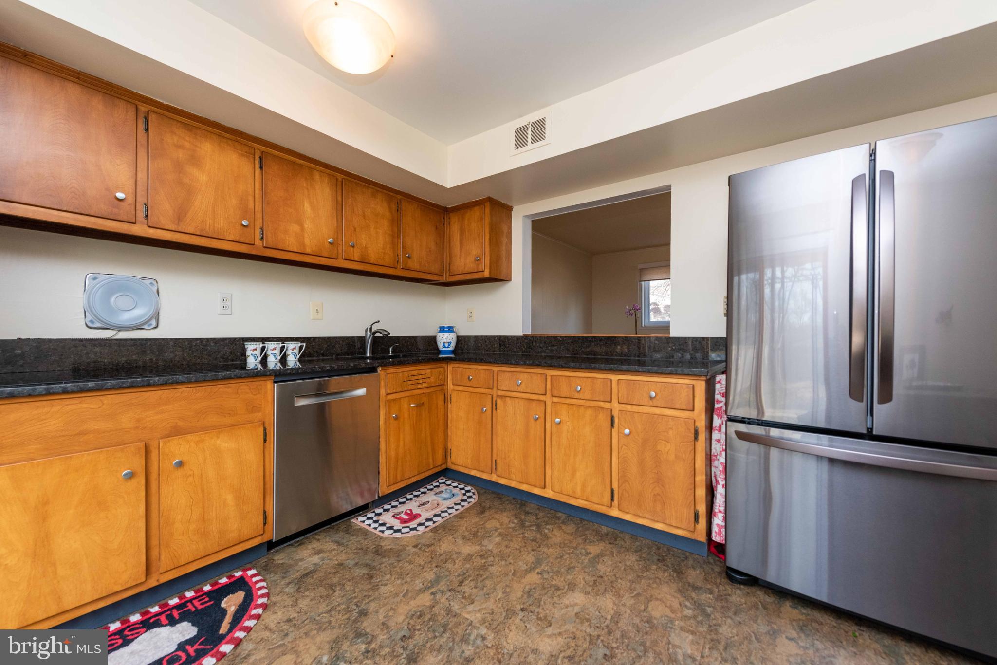 4414 Emden Street Silver Spring, MD 20906 - Photo 10 of 69