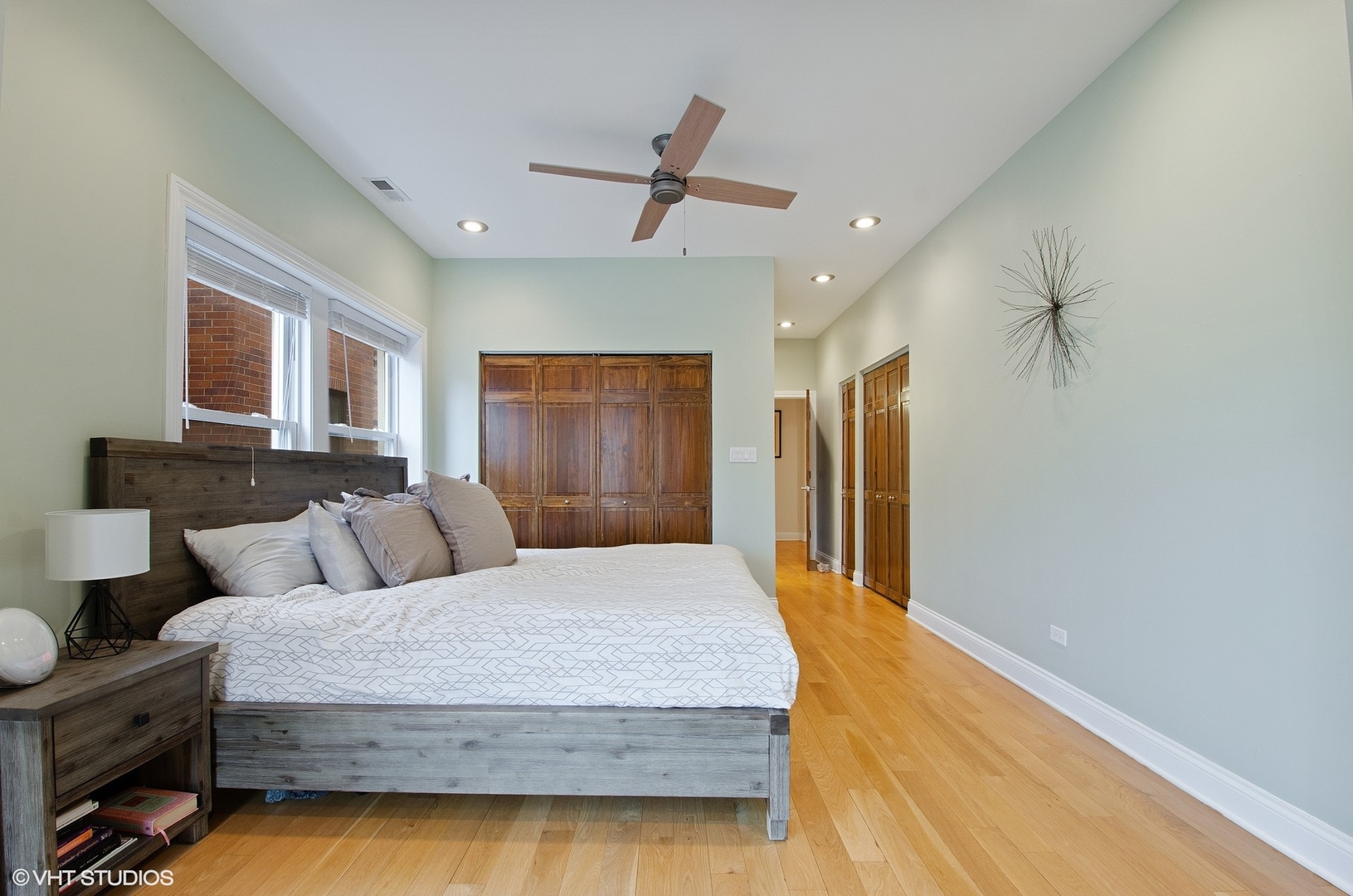 6967 North Sheridan Road, Unit 2 Chicago, IL 60626 - Photo 18 of 26 Gallery Image 18