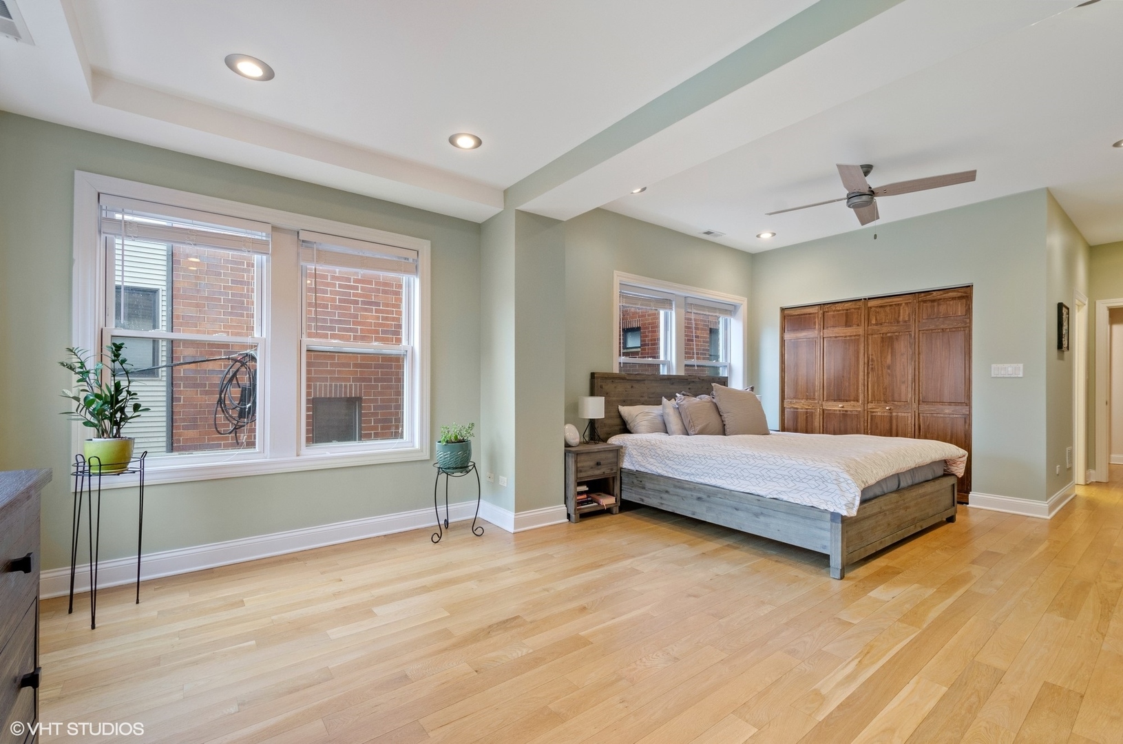 6967 North Sheridan Road, Unit 2 Chicago, IL 60626 - Photo 19 of 26 Gallery Image 19