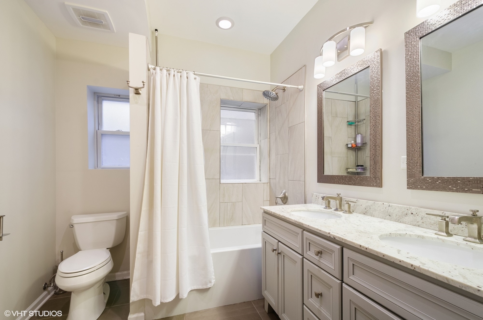 6967 North Sheridan Road, Unit 2 Chicago, IL 60626 - Photo 20 of 26 Gallery Image 20
