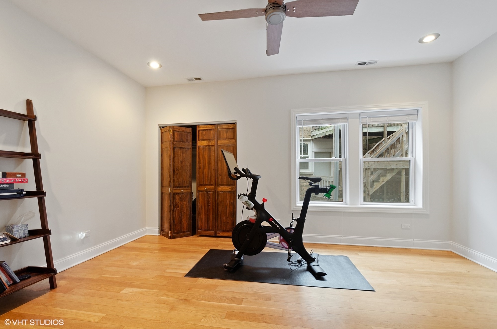 6967 North Sheridan Road, Unit 2 Chicago, IL 60626 - Photo 22 of 26 Gallery Image 22