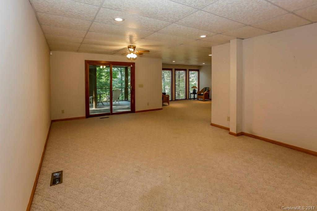 116 Piney Pointe Ln Mill Spring Mill Spring, NC 28756 - Photo 17 of 24