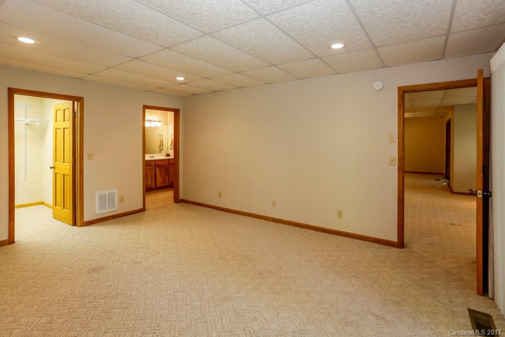 116 Piney Pointe Ln Mill Spring Mill Spring, NC 28756 - Photo 18 of 24