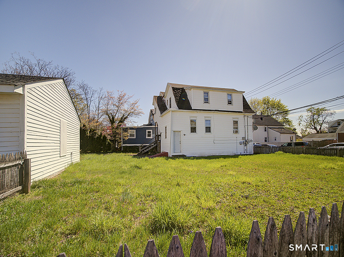 37 Dix Street Hamden, CT 06514 - Photo 4 of 10