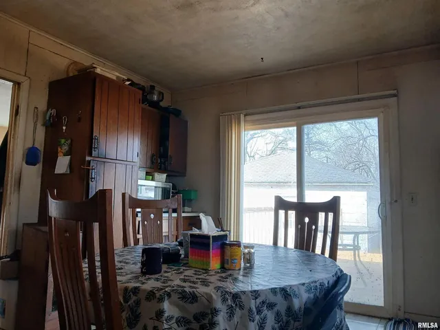 $50,000 | 409 Maple Street, Seaton, IL 61476