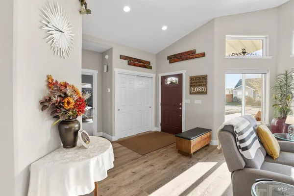 $675,000 | 930 Applewood Drive, Buhl, ID 83316