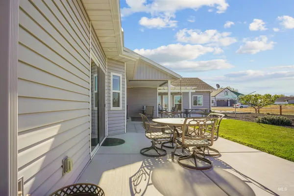 $675,000 | 930 Applewood Drive, Buhl, ID 83316